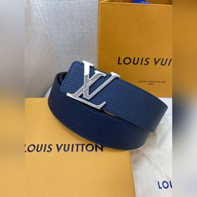 Пояс LOUIS VUITTON Этот пояс изготовлен из итальянской кожи, импо