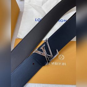 Пояс LOUIS VUITTON Этот пояс изготовлен из итальянской кожи, импо