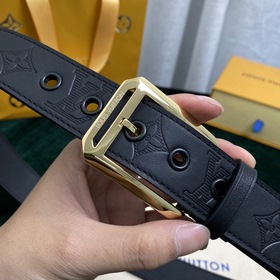 LOUIS VUITTON Ремень с застежкой-булавкой, код M0044, черный Имп
