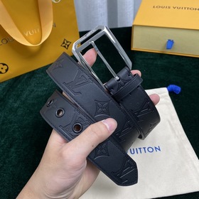 LOUIS VUITTON Ремень с застежкой-булавкой, код M0044, черный Имп