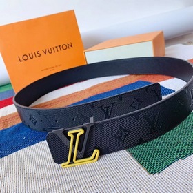 LV Louis Vuitton, изготовлено в Испании, с тисненым логотипом и с