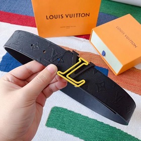 LV Louis Vuitton, изготовлено в Испании, с тисненым логотипом и с