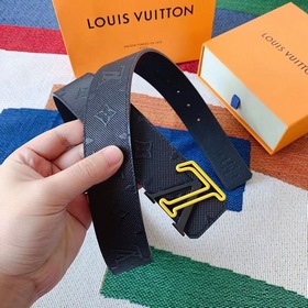 LV Louis Vuitton, изготовлено в Испании, с тисненым логотипом и с