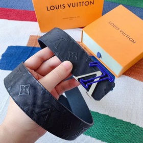 LV Louis Vuitton, изготовлено в Испании, с тисненым логотипом и с