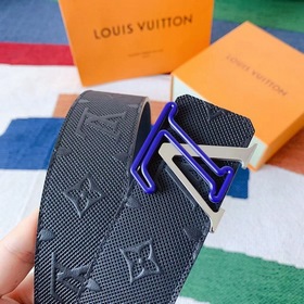 LV Louis Vuitton, изготовлено в Испании, с тисненым логотипом и с