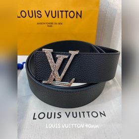 Пояс LOUIS VUITTON Этот пояс изготовлен из итальянской кожи, импо