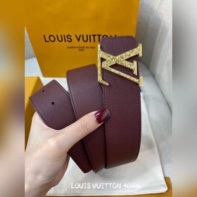 Пояс LOUIS VUITTON Этот пояс изготовлен из итальянской кожи, импо