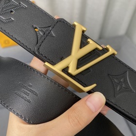 Мужской ремень LOUIS VUITTON, код M0032 Изготовлен из импортной