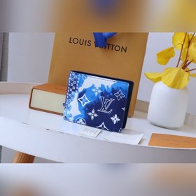 LV MULTIPLE Кошелек Модель 81404 Короткий кошелек Классический уз