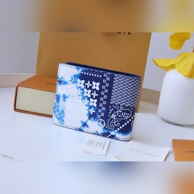 LV MULTIPLE Кошелек Модель 81404 Короткий кошелек Классический уз