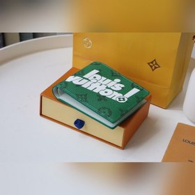 LV Кошелек MULTIPLE Модель M80850 Этот кошелек Multiple являетс
