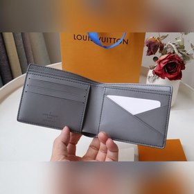 LV MULTIPLE Кошелек Этот кошелек Louis Vuitton Multiple отличаетс