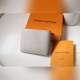 LV Multiple Кошелек Модель M81026 Изготовлен из специально обрабо