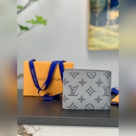 LV Multiple кошелек, модель M81383, серый Кошелек Multiple из ко