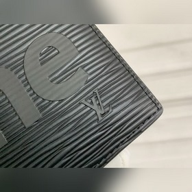 LV Модель M67542/60895 Короткий кошелек с логотипом Supreme Новый