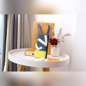 LV Brazza Кошелек Модель M81440 Сшитый из гладкой кожи кожи Tauri
