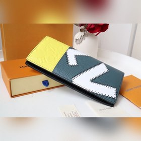 LV Brazza Кошелек Модель M81440 Сшитый из гладкой кожи кожи Tauri