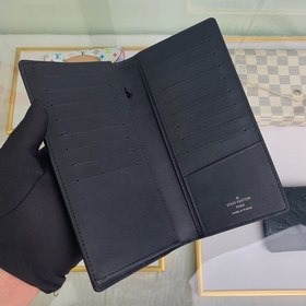 LV Кошелек Brazza Модель M62900 Элегантный дизайн в сочетании 