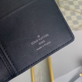 LV Кошелек Brazza Модель M62900 Элегантный дизайн в сочетании 