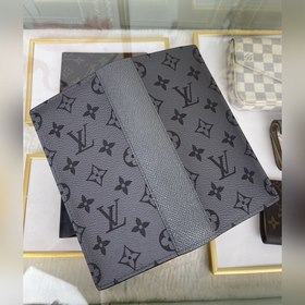 LV Модель M30842 Сумка для костюма  Весенняя модель Discovery P