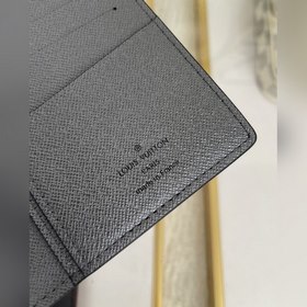 LV Модель M30842 Сумка для костюма  Весенняя модель Discovery P