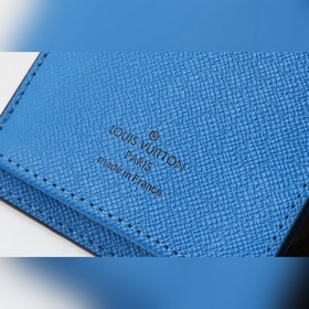 LV  BRAZZA Кошелек Модель M80790 Этот универсальный кошелек Braz