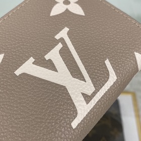 Louis Vuitton, модель M69797, цвет абрикосовый, кожа бычка Эта м