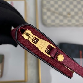 Louis Vuitton  Артикул M60740 Пурпурный кожа Классическая модел