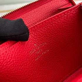 Louis Vuitton Артикул M60740 Ярко-красный Кожа Этот классическ