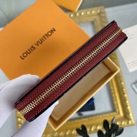 LV Модель： M60574 Фиолетовый кошелек Zippy на молнии Этот классич