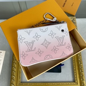 LV Модель： M69508 Кошелек Zippy с градиентным розовым цветом Мягк