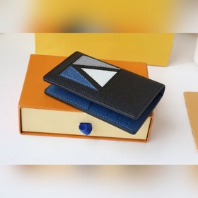 LV Модель M30787 Кошелек для мелочи Этот кошелек для мелочи отлич
