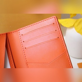 LV Карманный кошелек Модель M81540 Карман для карт Дань уважения