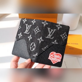LV Модель M81015 Кошелек для мелочи Louis Vuitton и японский диз