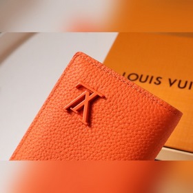 LV модель M81028 Многофункциональный кошелек в форме сумки Этот