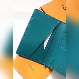 LV модель M81028 Многофункциональный кошелек в форме сумки Этот