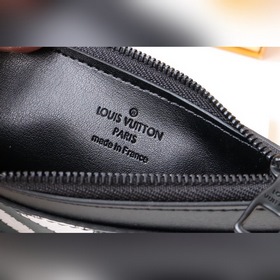 Картодержатель LV CC M81314 Скомбинированная гладкая кожа и кожа