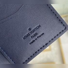 LV Кошелек для мелочи Модель M80421 Этот карманный кошелек с тис