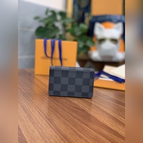 LV Модель M60729 Кошелек Monogram Black Элегантный и практичный к