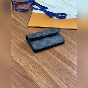 LV Модель M60729 Кошелек Monogram Black Элегантный и практичный к