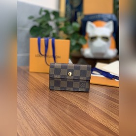 LV Модель M60729 Кошелек Monogram Caffe Элегантный и практичный к