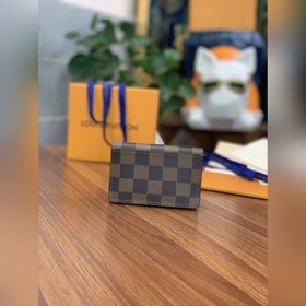 LV Модель M60729 Кошелек Monogram Caffe Элегантный и практичный к