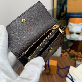 LV Модель M60729 Кошелек Monogram Caffe Элегантный и практичный к