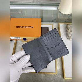 LV Карманный кошелек Модель M30837 Карманный кошелек  Этот карма