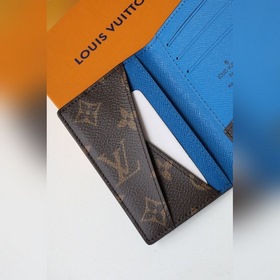 LV Универсальный кошелек в сумке  Модель M80779 Этот универсал