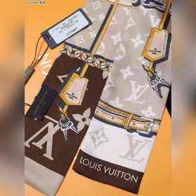 LV Confidential Monogram Giant Шарф-повязка на голову, 100% шелк