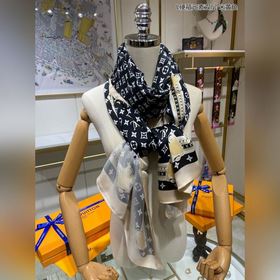 LV L Жесткий чемодан с элементами Двухслойный шелковый шарф 100