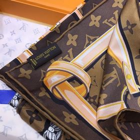 Louis Vuitton (Луи Виттен) Шарф из шелка высшего качества с диаго