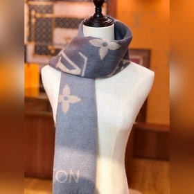 LV REYKJAVIK GRADIENT Шарф из кашемира Этот цвет действительно оч