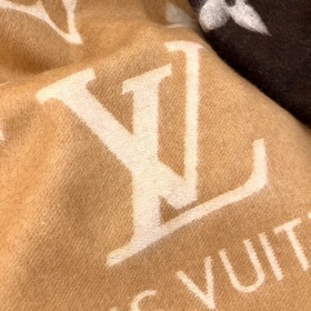 LV REYKJAVIK GRADIENT Шарф из кашемира Этот цвет действительно оч